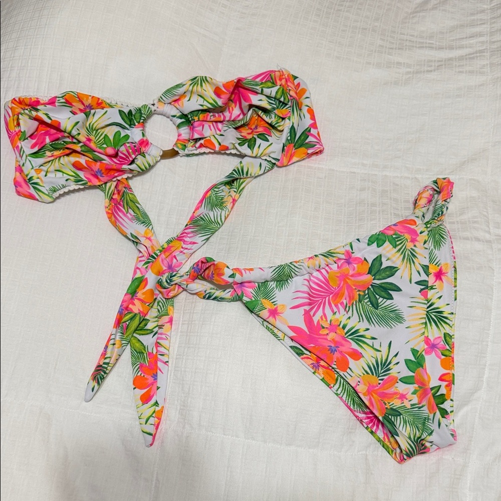 Kulani Kinis Bikini Set